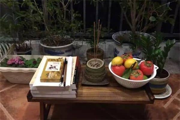 梦见供品献供品是什么意思