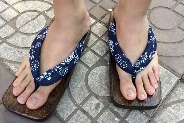 梦见木屐是什么意思