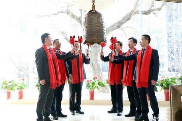 梦见钟敲钟是什么意思