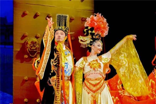 梦见自己成了皇后是什么意思