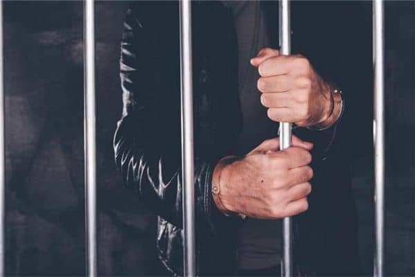 梦见惩罚受罚判刑是什么意思