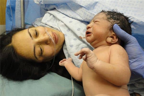 梦见老婆生男孩是什么意思