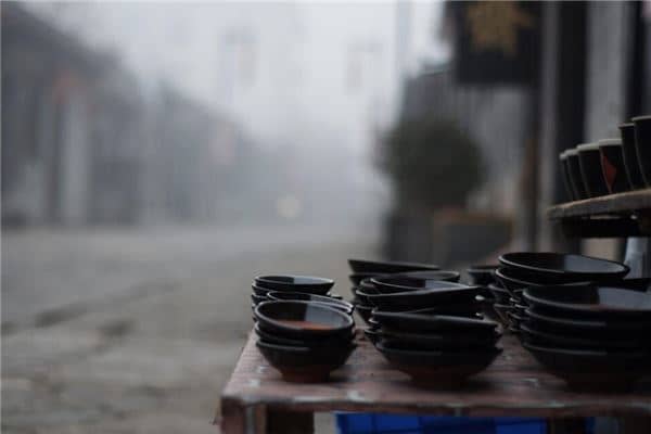 女人梦见洗一大堆碗是什么意思