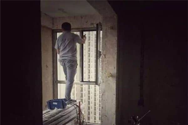 梦见旧房装修