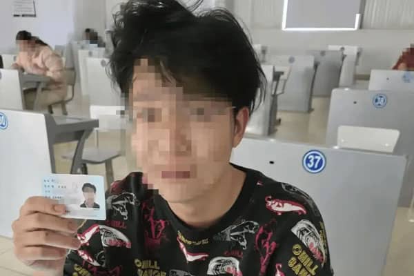 梦见考试作弊被抓是什么意思