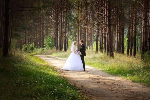 女生梦见自己结婚是什么意思