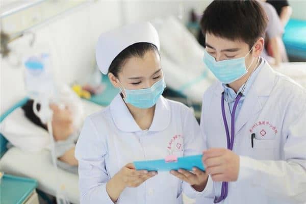 梦到看医生是什么意思
