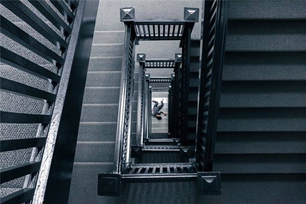 晚上连续梦见死人是什么意思