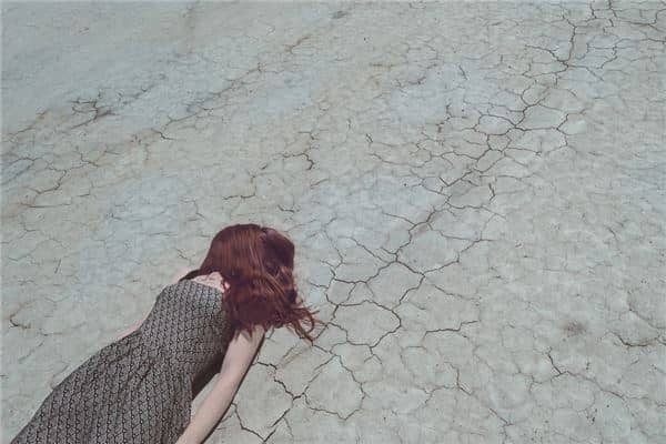 梦见自己看见死人是什么意思