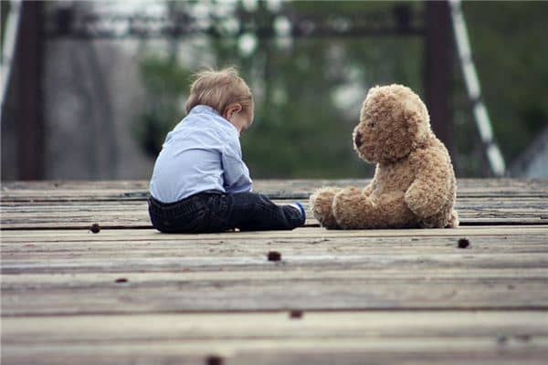 孕妇梦见陌生的小男孩是什么意思