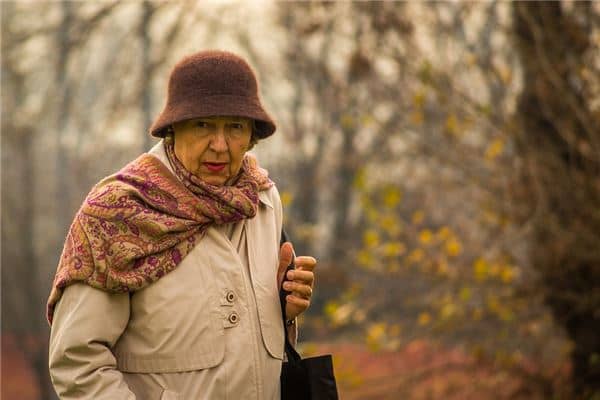 孕妇梦见死去的奶奶是什么意思