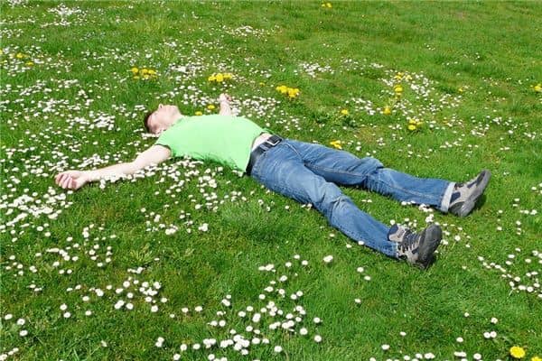 梦中死人暗示生男孩是什么意思