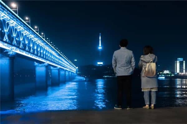 梦见老婆出轨预示什么是什么意思