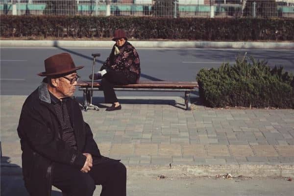 梦到自己的亲人去世是什么意思