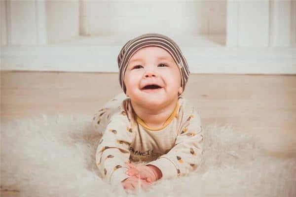 女人梦见婴儿拉屎是什么意思
