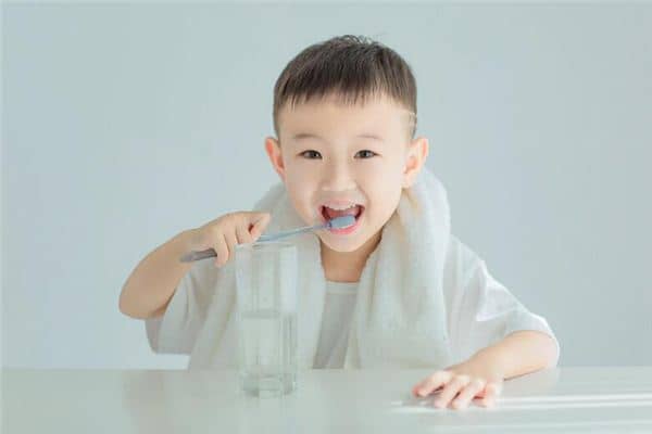 梦到自己刷牙出血是什么意思