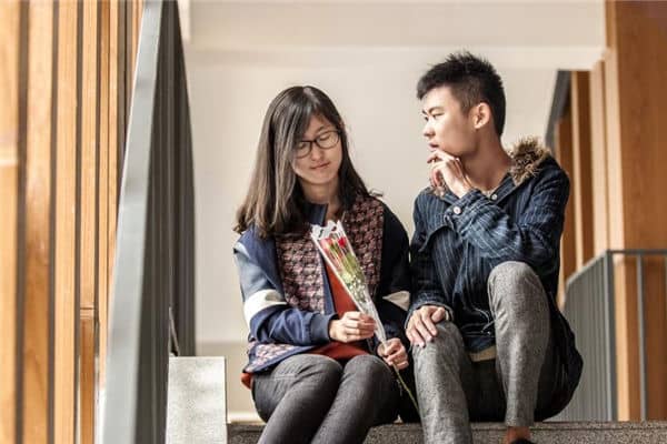 梦见前任预示着什么是什么意思