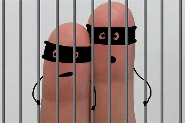 男人梦见自己坐牢是什么意思