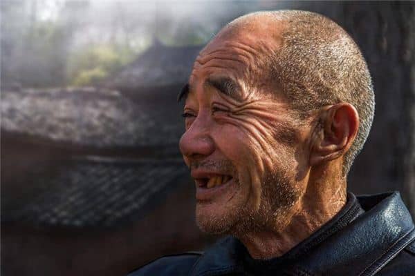 梦见故去的长辈是什么意思