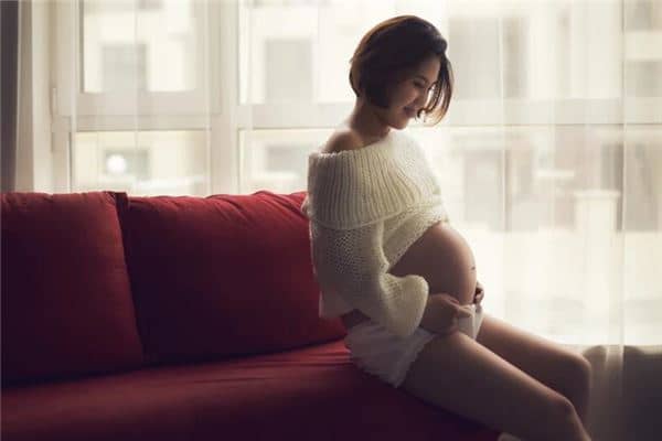 孕晚期梦见见红要生了是什么意思