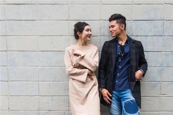 已婚女人梦见自己相亲是什么意思