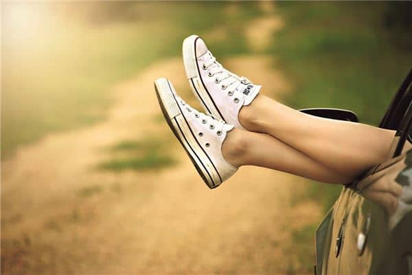 女人梦见腿上长疙瘩是什么意思