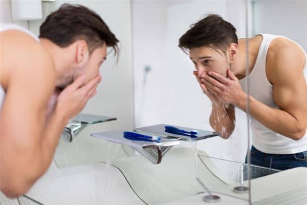 梦到洗脸是什么意思