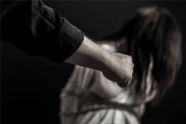 梦到被威胁而且很害怕是什么意思