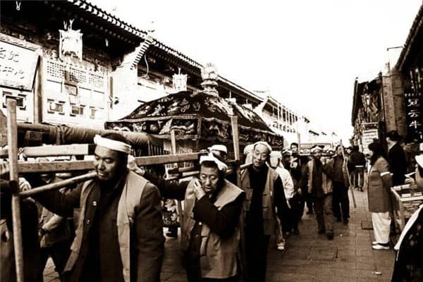 梦见出宾是什么意思