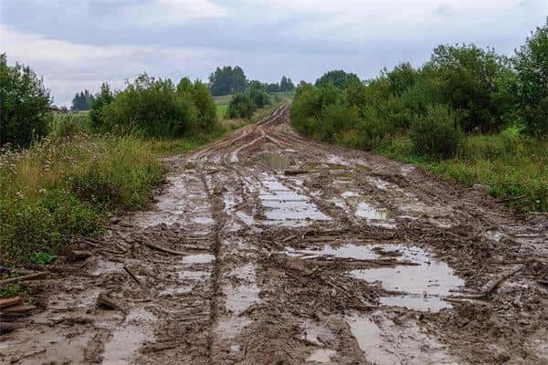 梦见稀泥路什么预兆是什么意思