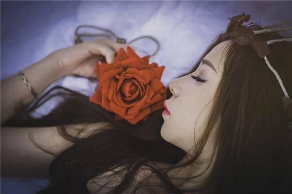 梦醒时分是什么生肖是什么意思