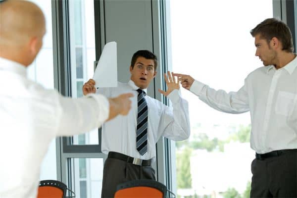 梦到被人骂是什么意思