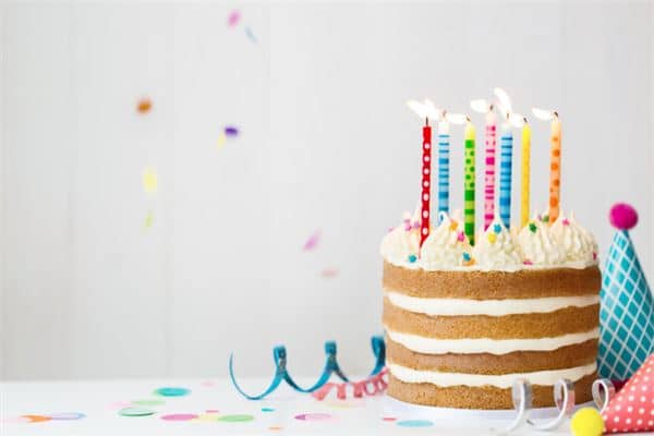梦见生日蛋糕被弄坏了是什么意思