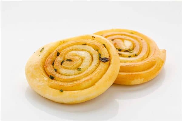 女人梦见很多油饼是什么意思