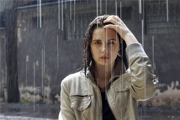 梦见下雨是什么意思