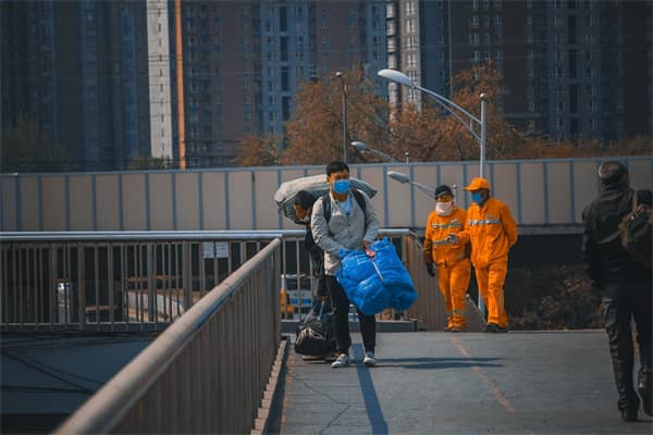 梦见老公打工回来了会是什么预兆