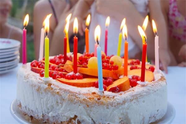 梦到外婆生日会是什么预兆