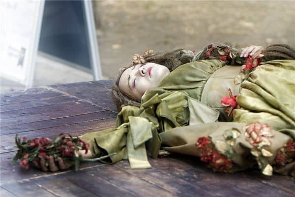 梦到死了的熟人预示什么