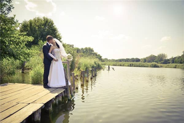 梦到了与老婆结婚预示什么
