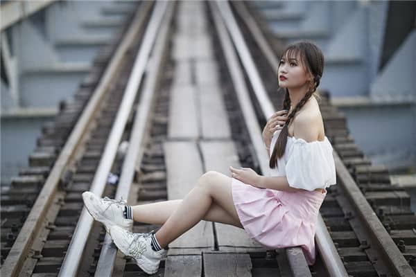 梦到女朋友的闺蜜预兆了什么吗
