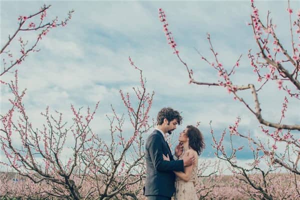 梦到未婚妻出轨有什么意思吗
