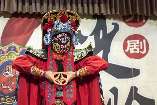 梦见戏班预示了什么