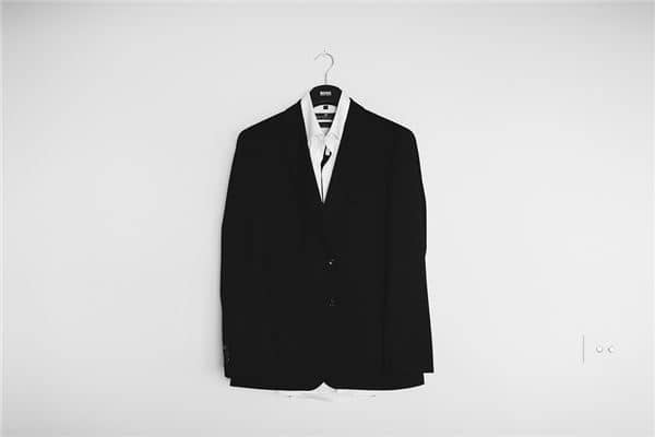 梦到了买黑衣服是什么启示
