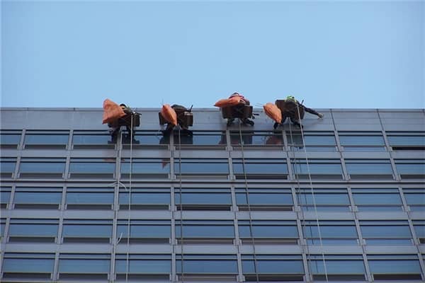 梦到了高空工作是什么意思