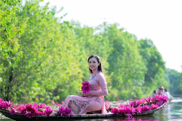 梦到了砸到人是咋回事