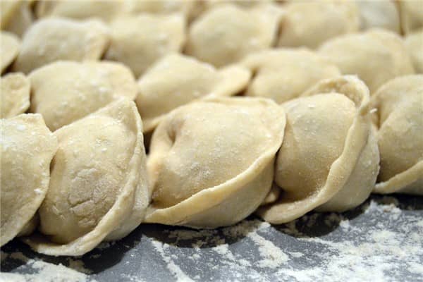 梦见别人吃水饺意味着什么