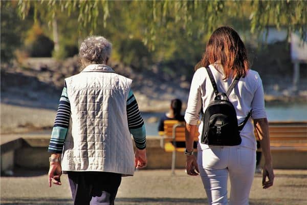 梦到同路会怎么样