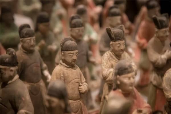 梦见古代官员有什么含义