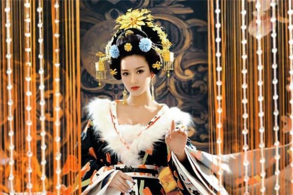梦到当皇后是什么预兆