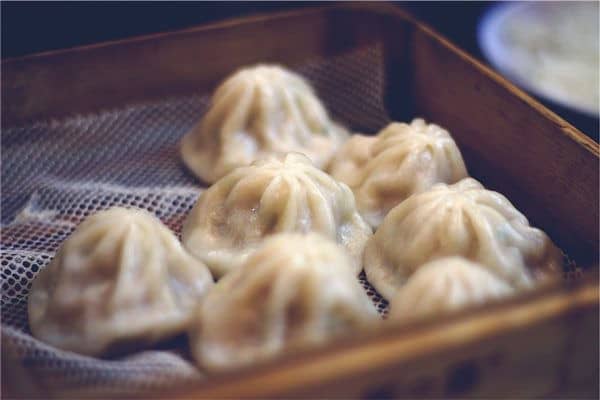 梦到了吃菜包是什么意思？